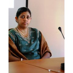 An Indian Lady Trains Romanian Children for the High-school Graduation Exam